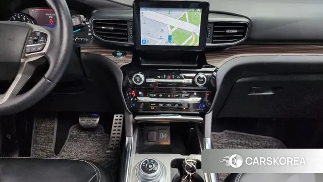 Ford Explorer 6th Generation 2021 Черный из Кореи, фото 6