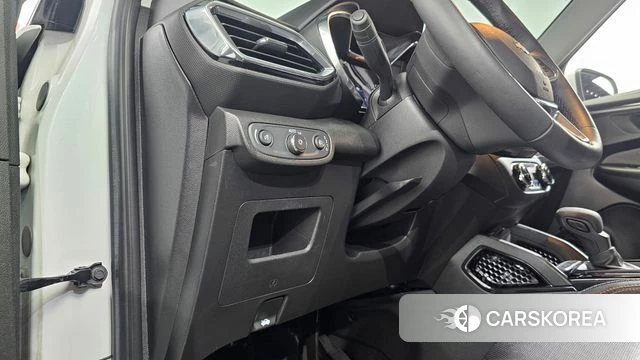 Chevrolet (GM Daewoo) Trailblazer 2021 Белый из Кореи, фото 6