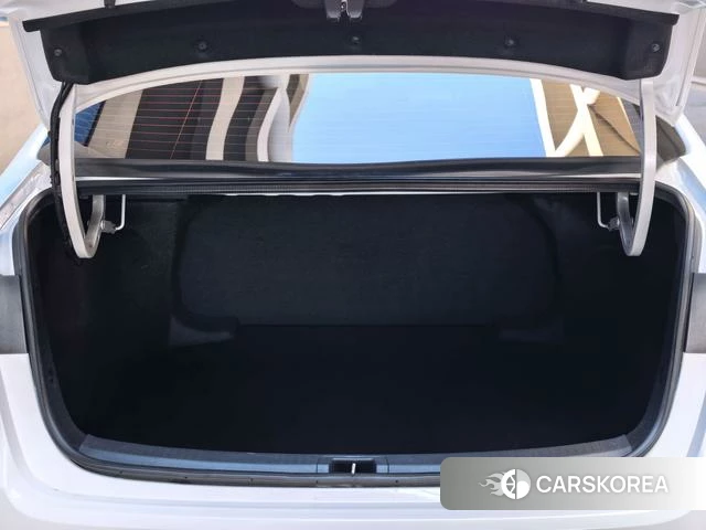 Toyota Corolla 2022 Белый из Китая, фото 6