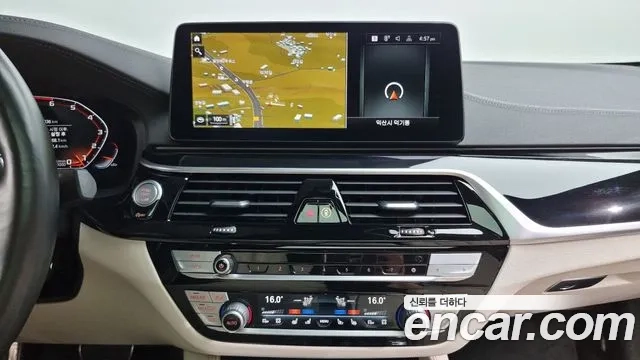 BMW 5 Series (G30) 2022 Белый из Кореи, фото 6