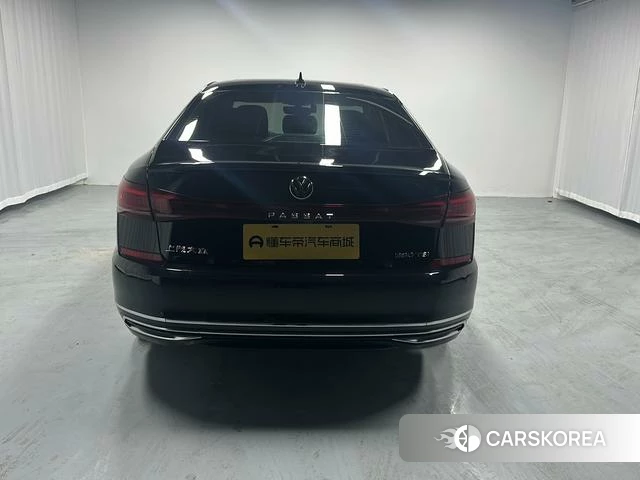 Volkswagen Passat 2024 Черный из Китая, фото 6