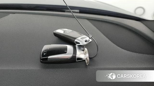 Audi A4 (B9) 2019 Серый из Кореи, фото 6