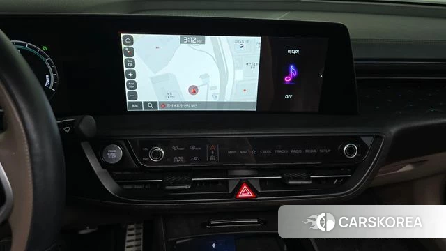 Kia K8 Hybrid 2023 Белый из Кореи, фото 6