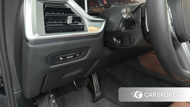 BMW X6 (G06) 2025 Черный из Кореи, фото 6