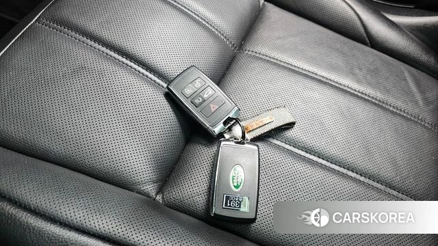 Land Rover Range Rover Evoque 2nd Generation 2019 Белый из Кореи, фото 6