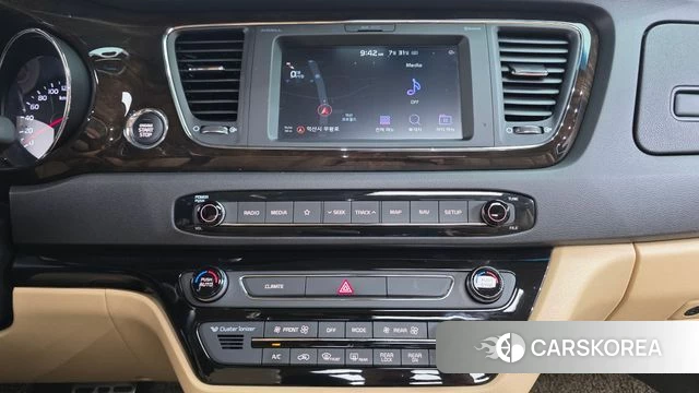 Kia The New Carnival 2018 Белый из Кореи, фото 6