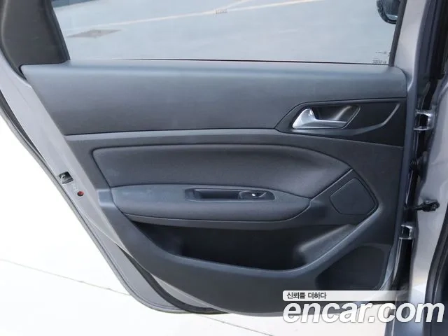 Peugeot 308SW Second generation 2018 Серебристо-серый из Кореи, фото 6