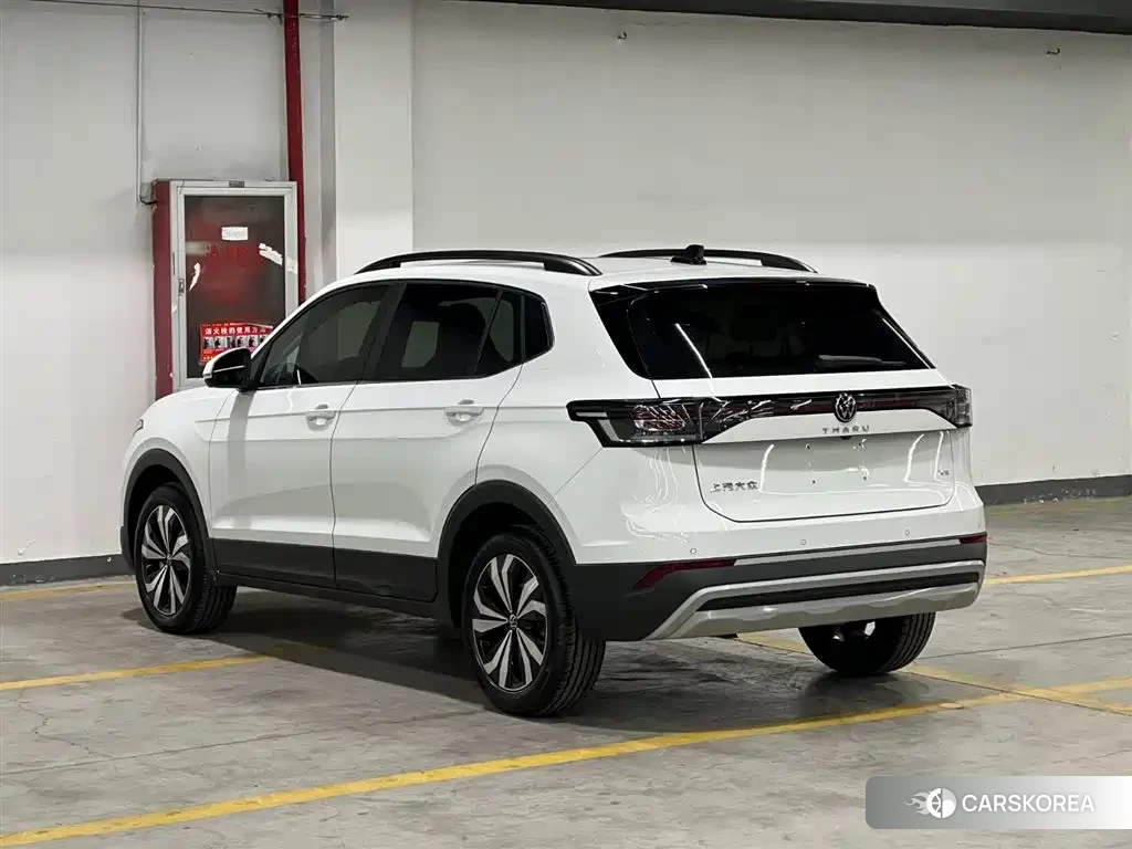 Volkswagen Tharu 2025 Белый из Китая, фото 6