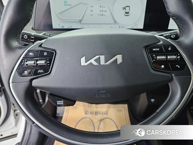Kia EV6 2022 Белый из Кореи, фото 6