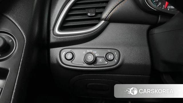 Chevrolet (GM Daewoo) The New Trax 2019 Белый из Кореи, фото 6