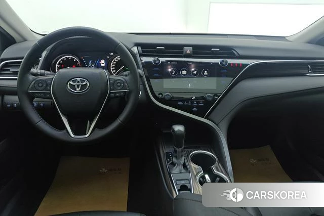 Toyota Camry 2019 Темно-серый из Китая, фото 6