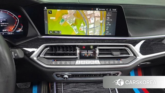BMW X7 (G07) 2021 Черный из Кореи, фото 6