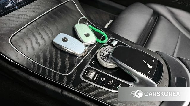 Mercedes-Benz C-Class W205 2021 Белый из Кореи, фото 6