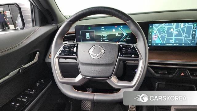 Ssangyong Torres EVX 2023 Серебристо-серый из Кореи, фото 6