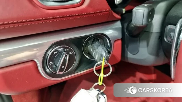 Porsche 718 Boxster 2018 Белый из Кореи, фото 6