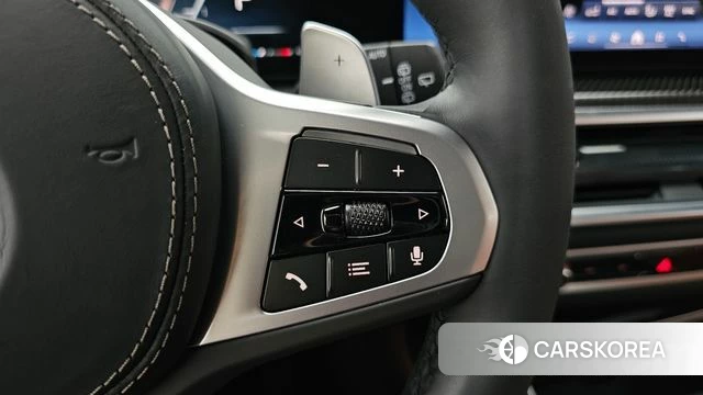 BMW X7 (G07) 2025 Черный из Кореи, фото 6