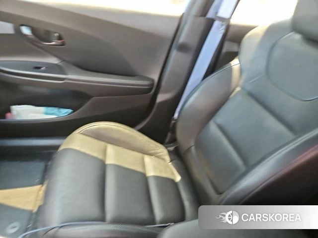 Hyundai Veloster (JS) 2019 Светло-зеленый из Кореи, фото 6