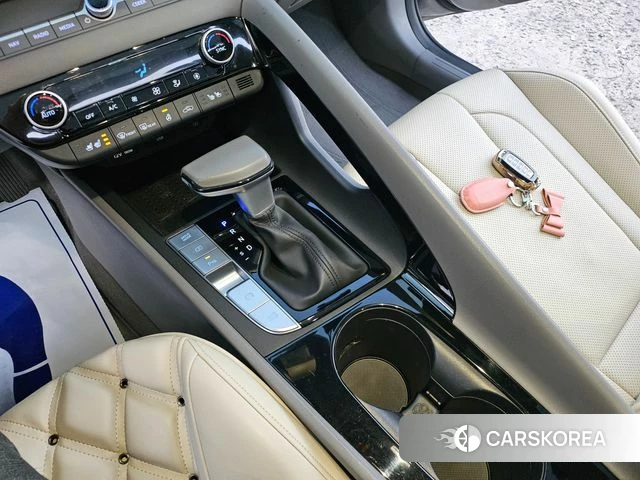 Hyundai Avante (CN7) 2022 Цвет галактики из Кореи, фото 6