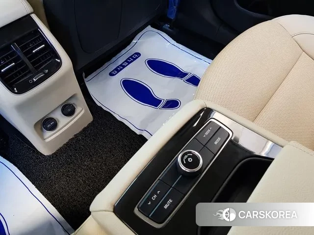 Kia Come New K7 2018 Белый из Кореи, фото 6