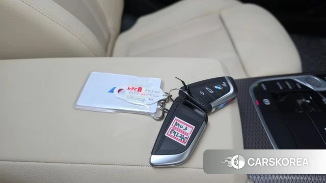 BMW 3 Series (G20) 2024 Белый из Кореи, фото 6