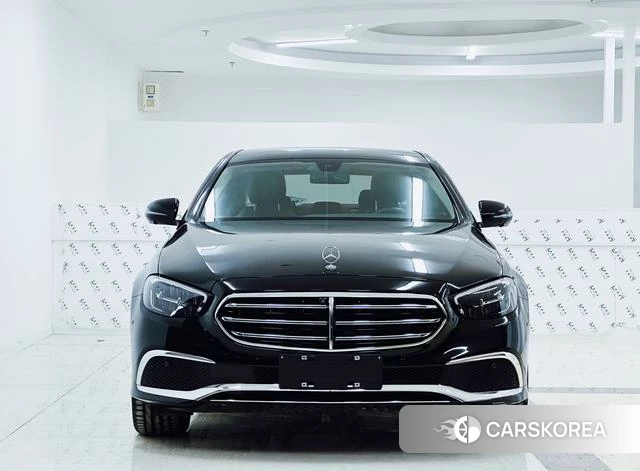Mercedes-Benz E-class 2022 Черный из Китая, фото 6