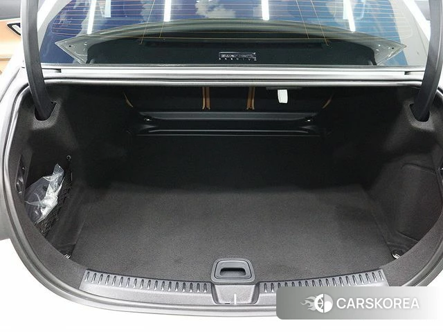 Mercedes-Benz E-Class W214 2025 Белый из Кореи, фото 6