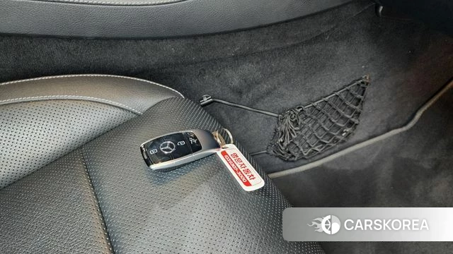 Mercedes-Benz E-Class W213 2019 Белый из Кореи, фото 6