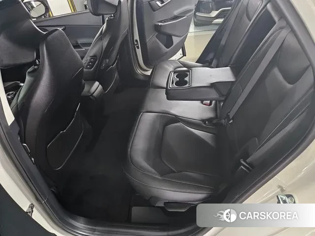 Kia EV6 2021 Жемчужный цвет из Кореи, фото 6