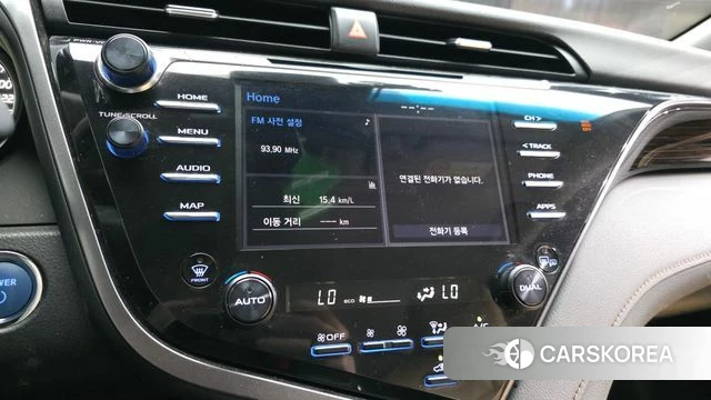 Toyota Camry (XV70) 2019 Белый из Кореи, фото 6