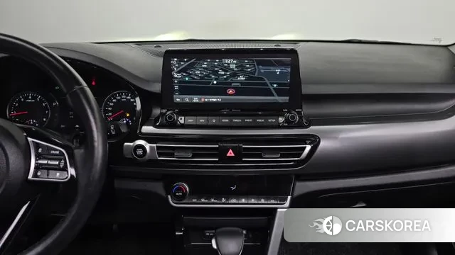 Kia Seltos 2022 Белый из Кореи, фото 6