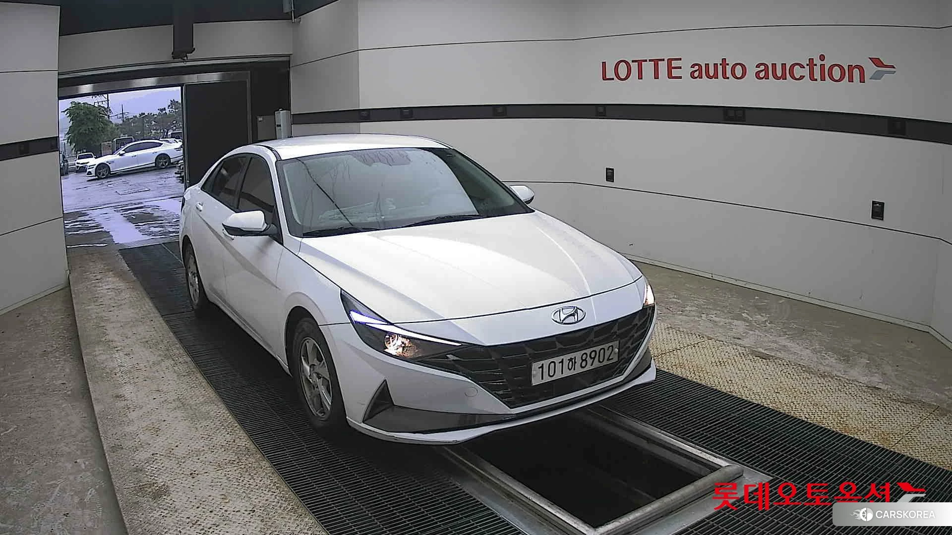 Hyundai Avante 2023 Белый из Кореи, фото 6