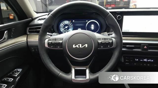 Kia K5 3rd generation 2023 Черный из Кореи, фото 6