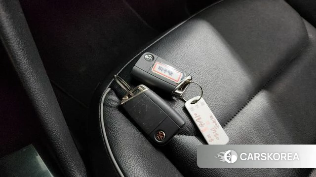 Volkswagen Tiguan second Generation 2019 Белый из Кореи, фото 6