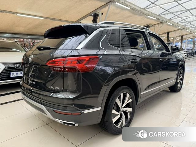 Volkswagen Tanyue 2021 Темно-серый из Китая, фото 6