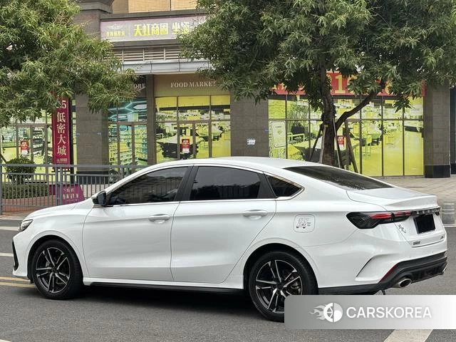 Geely Automobile Binrui 2023 Белый из Китая, фото 6
