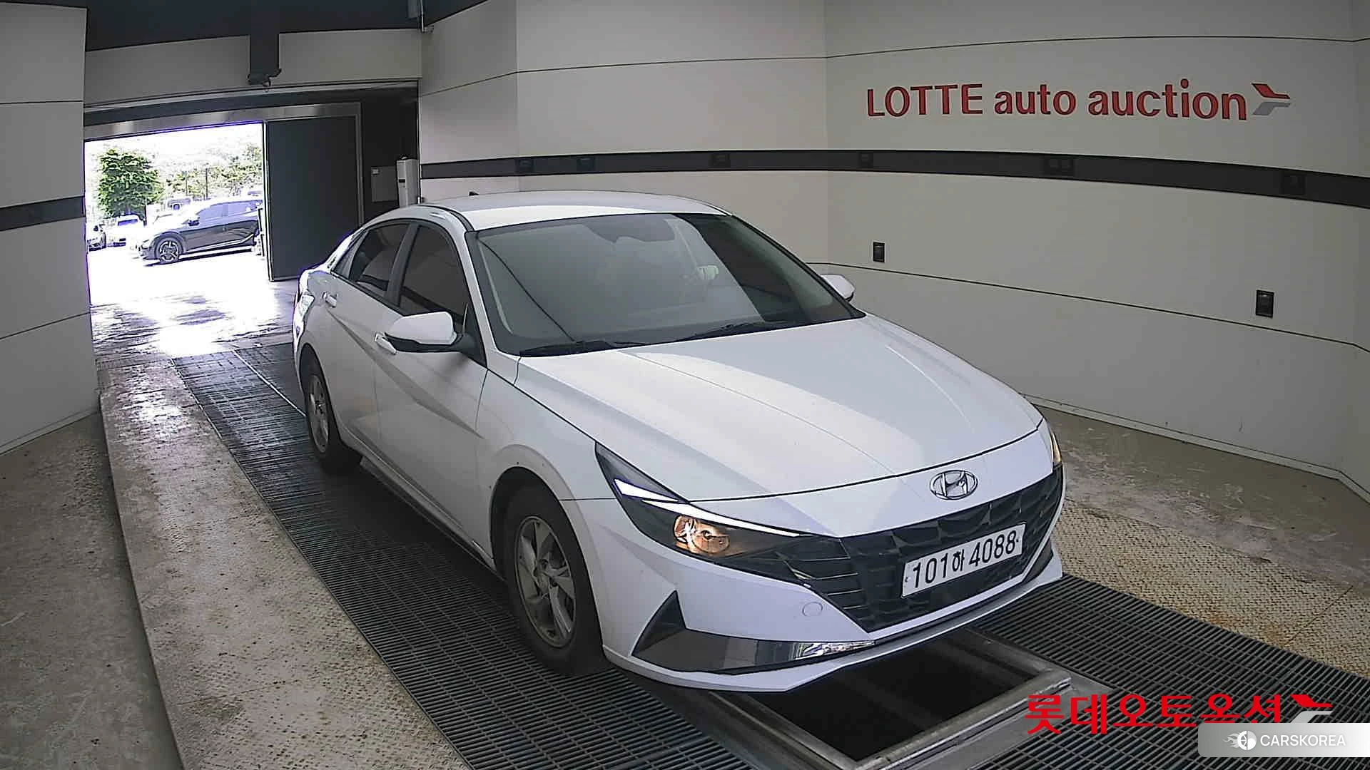 Hyundai Avante 2021 Белый из Кореи, фото 6