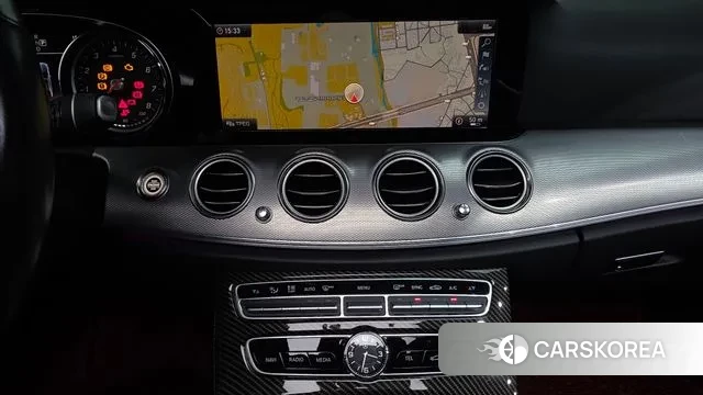 Mercedes-Benz E-Class W213 2018 Черный из Кореи, фото 6