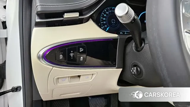 Genesis GV70 2023 Белый из Кореи, фото 6