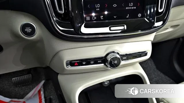 Volvo XC40 id 3079909 из Кореи 6