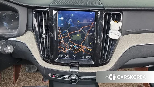 Volvo XC60 second Generation 2019 Белый из Кореи, фото 6