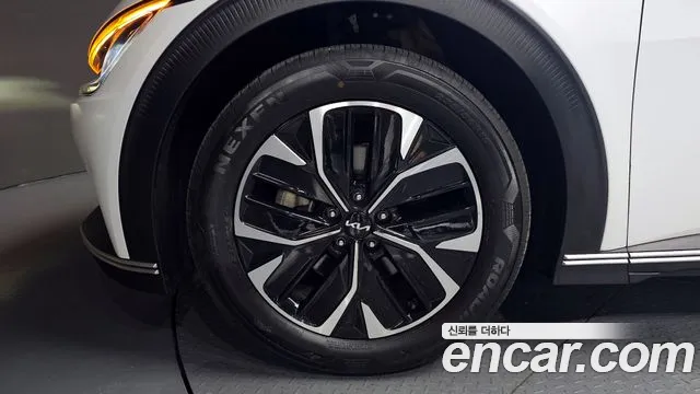 Kia EV6 2022 Белый из Кореи, фото 6