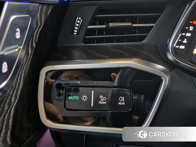 Audi A6 (C8) 2021 Черный из Кореи, фото 6