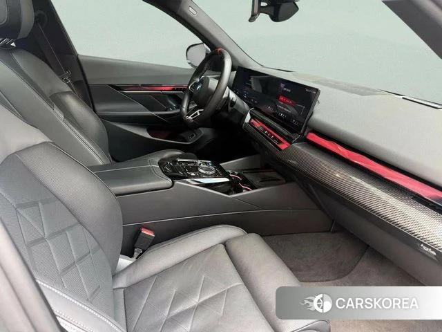 BMW i5 (G60) 2024 Белый из Кореи, фото 6