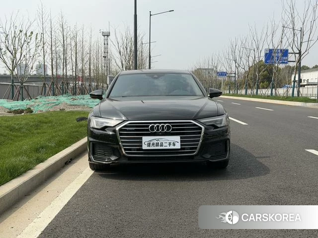 Audi A6L 2021 Черный из Китая, фото 6