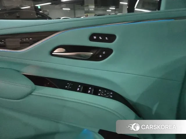 Cadillac Escalade 5th Generation 2023 Черный из Кореи, фото 6