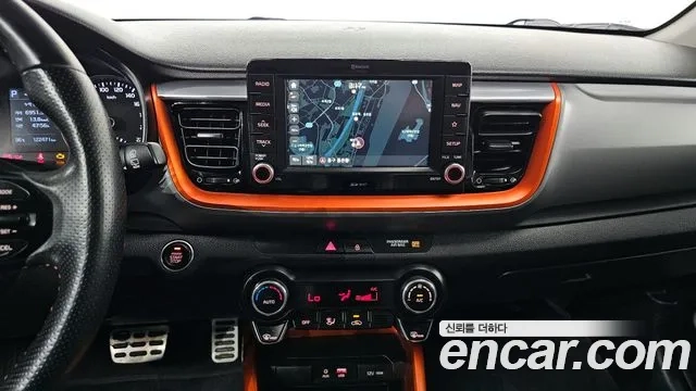 Kia Stonic 2018 Синий из Кореи, фото 6