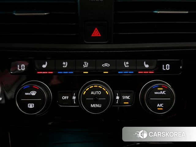 Volkswagen 7th Generation of Jetta 2023 Белый из Кореи, фото 6