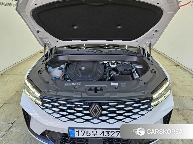 Renault Korea (Samsung) Grand Coleos 2024 Жемчужный цвет из Кореи, фото 6