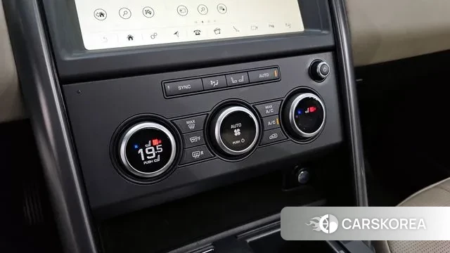 Land Rover Discovery 5 2020 Черный из Кореи, фото 6