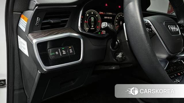 Audi A6 (C8) 2022 Белый из Кореи, фото 6